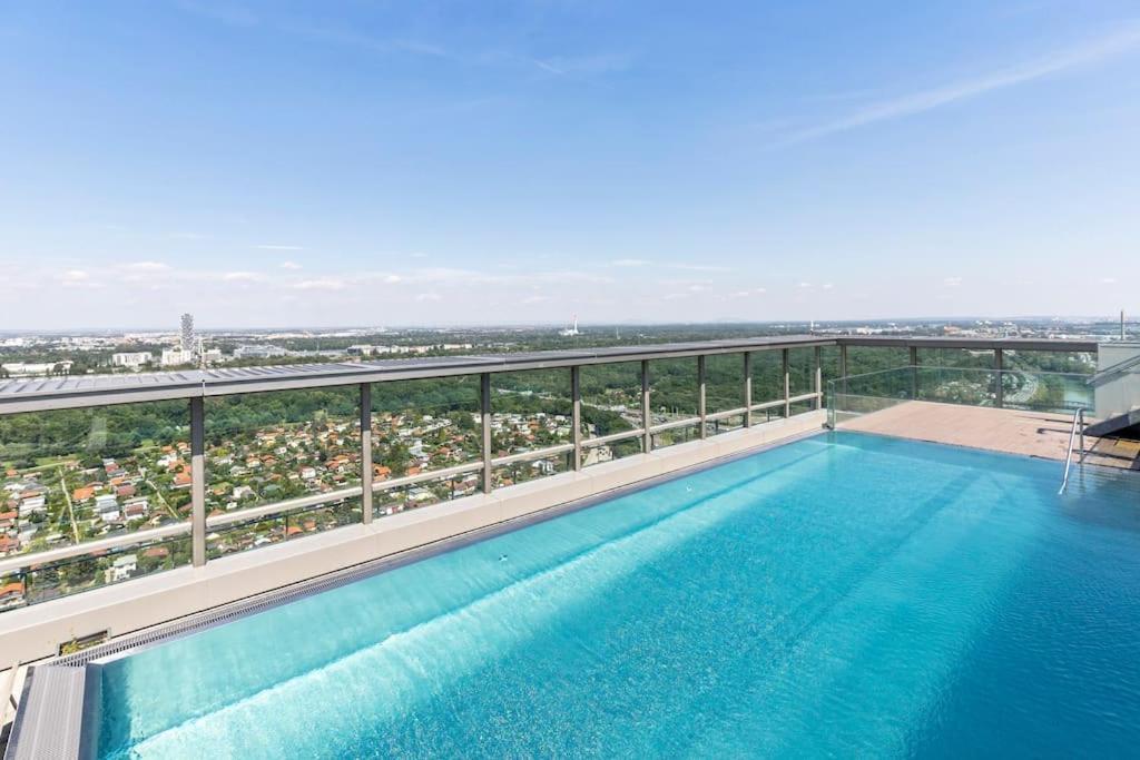 Apartamento Design With Amazing View Over