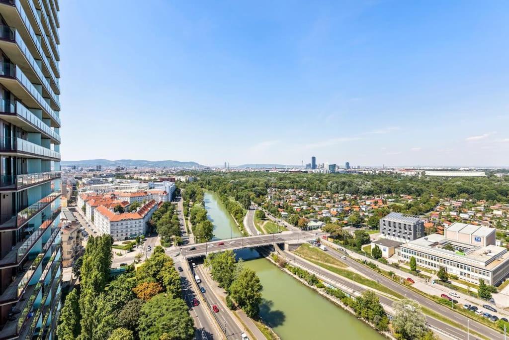 Design With Amazing View Over Apartamento